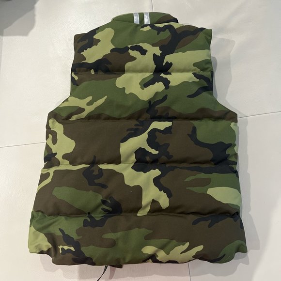 Camo Canada Goose vest - Picture 4 of 4